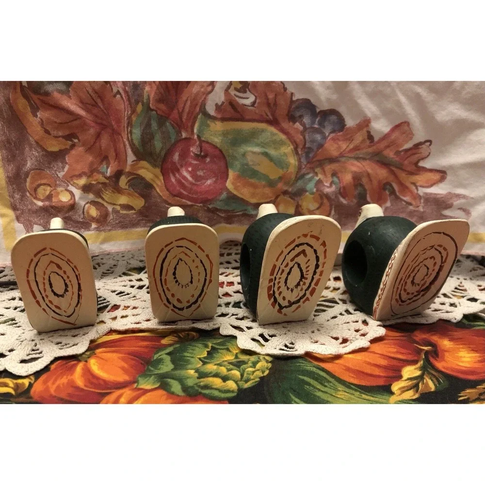 Vtg Hand painted Wooden Turkey Birds Napkin Ring Holders Set of 4‎ Thanksgiving